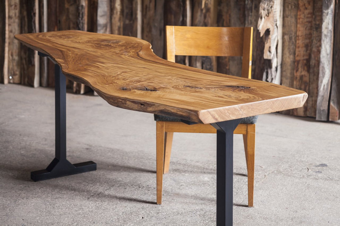 Volute Masif Çalışma Masası