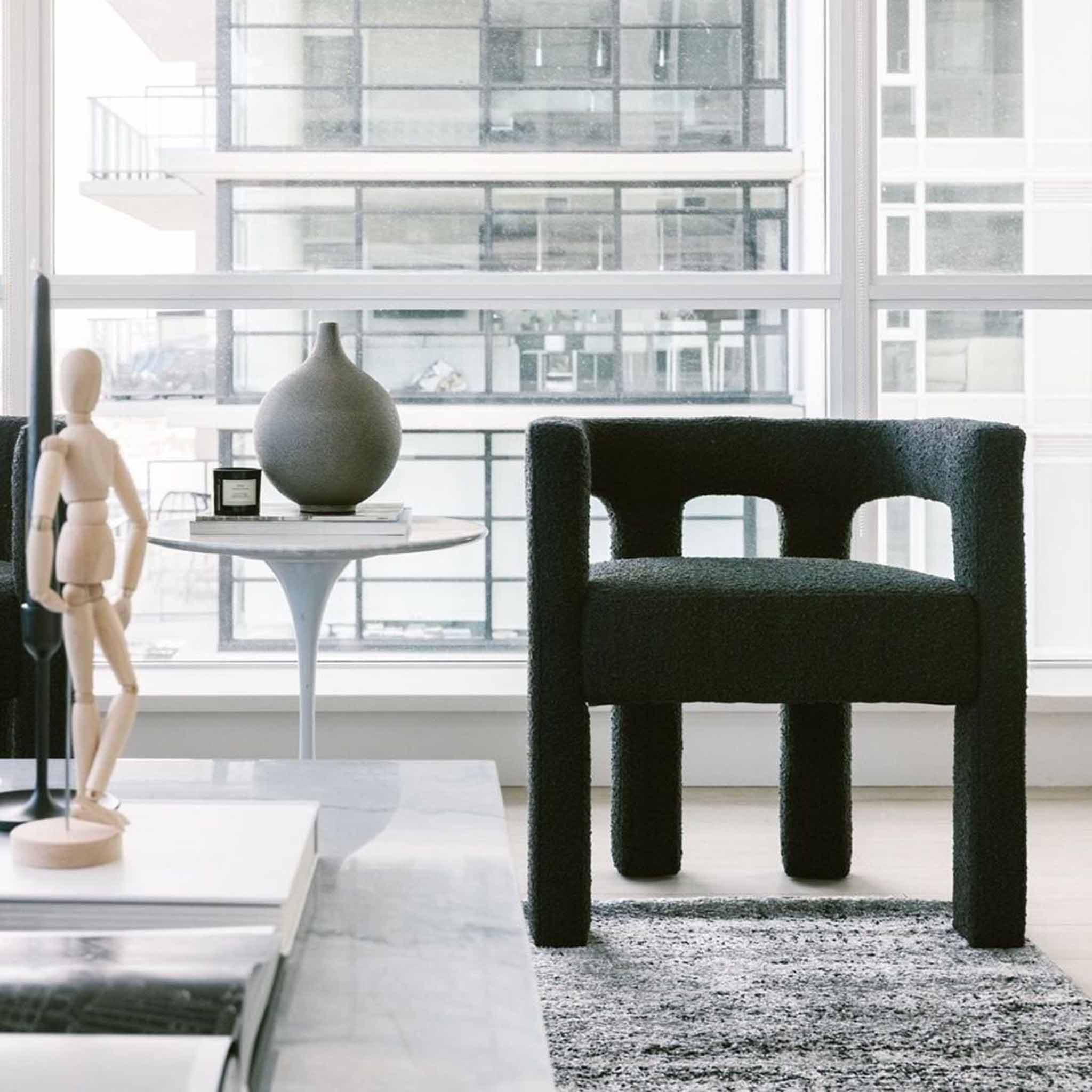 Tulip Beyaz Yan Sehpa